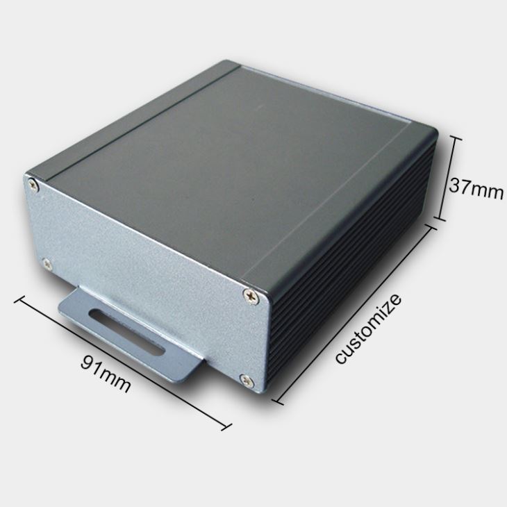 Quae ratio est lineae nigrae in superficie post aluminium extrusionem?