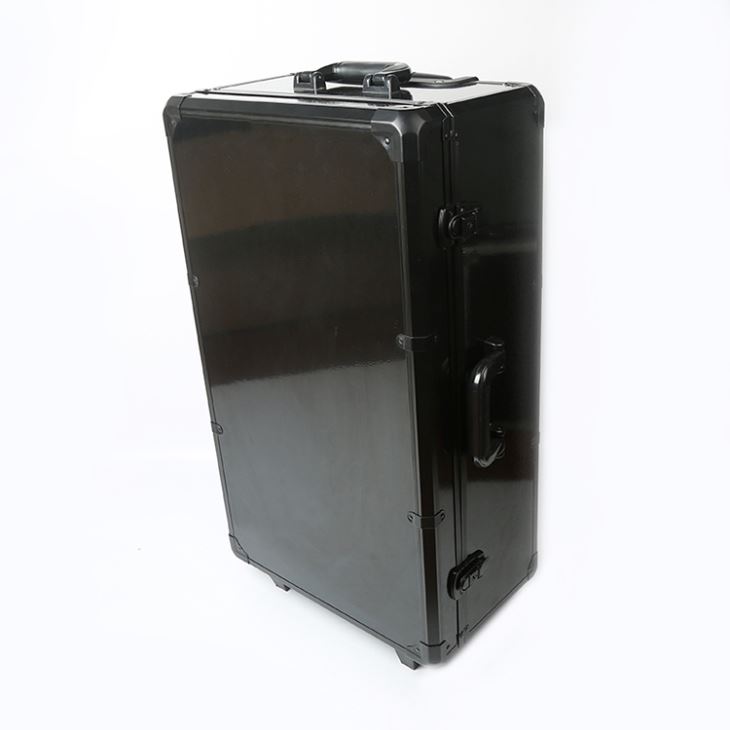 Aluminium Case per Currus